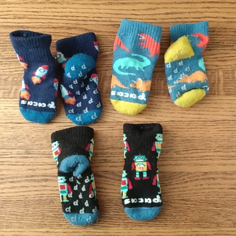 3 pair Pacas wool socks with grippers toddler